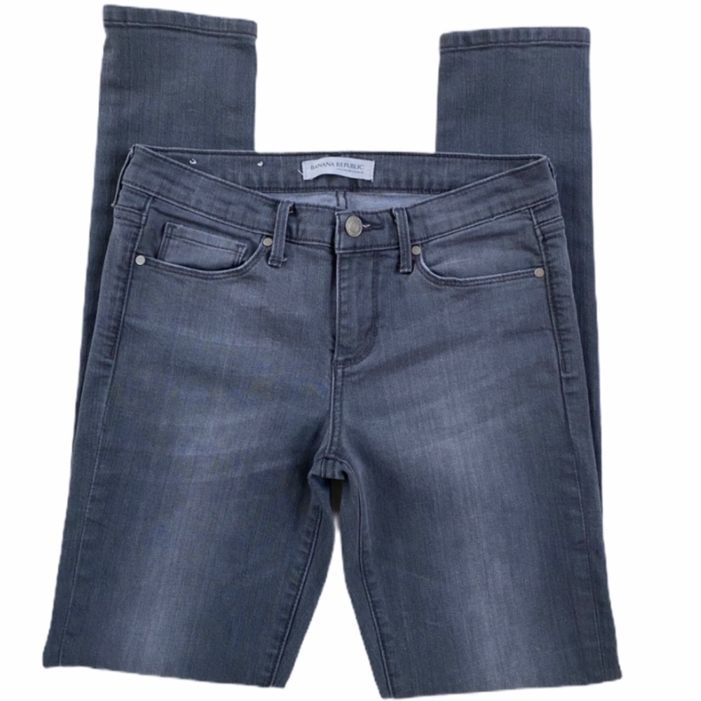 Banana Republic • Skinny Jeans • Sz 26